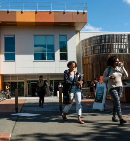 evergreen college mobile