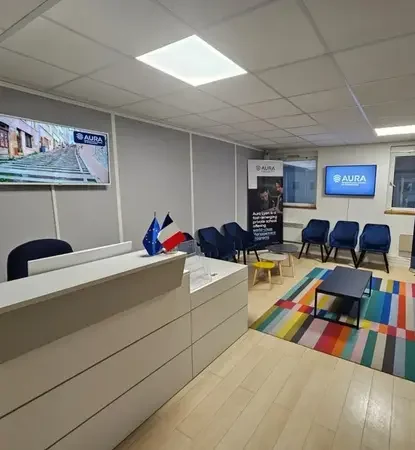 Aura International School of Management