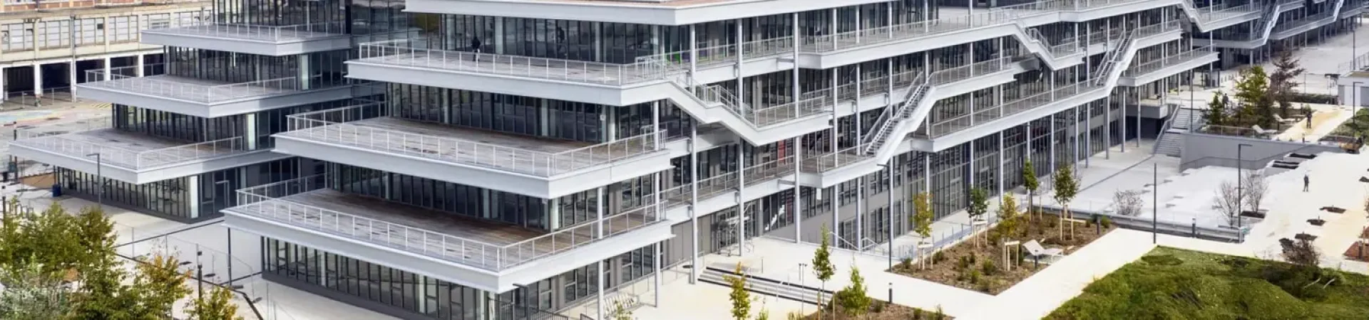 Emlyon Business School