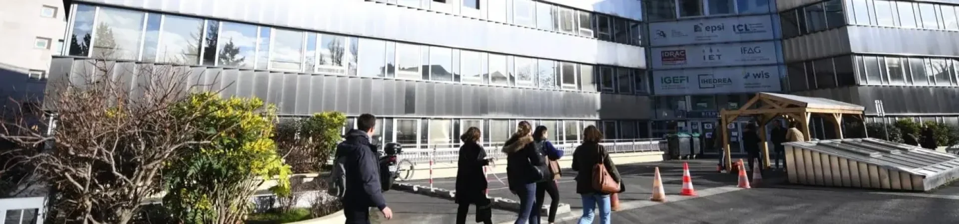 IDRAC Business School